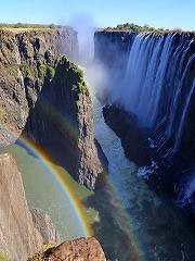 モシ・オ・トゥニャ / ヴィクトリアの滝　Mosi-oa-Tunya / Victoria Falls